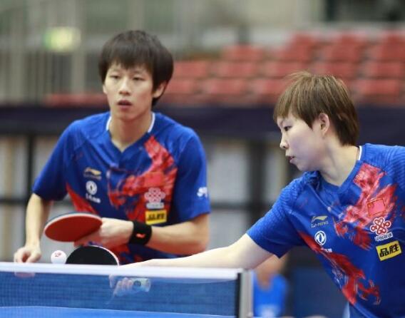 而俄罗斯则 而俄罗斯则